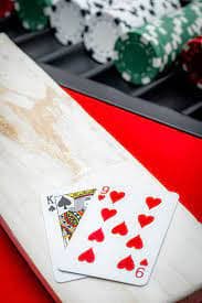 Dashboard koran slot menampilkan menu permainan, taruhan olahraga, dan kategori dealer langsung